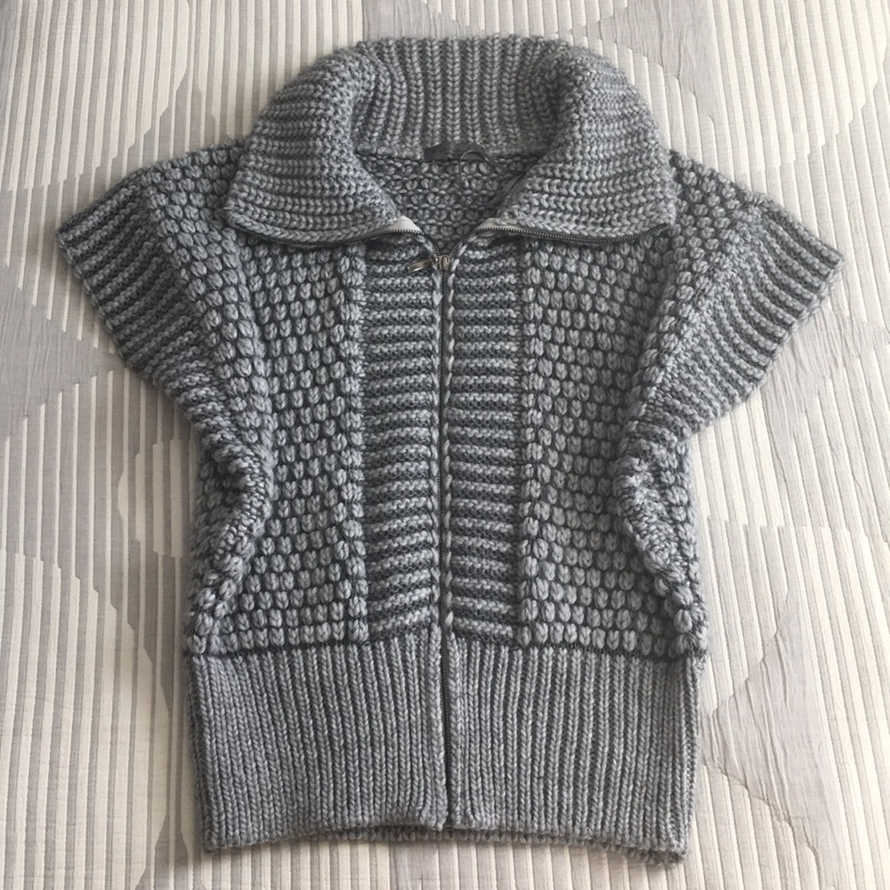 Elsamanda Sweater